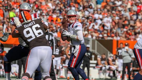Podcast: Bedard breaks down Zappe and Patriots' big win over Browns with The SportsHub taken at BSJ Headquarters (Patriots)